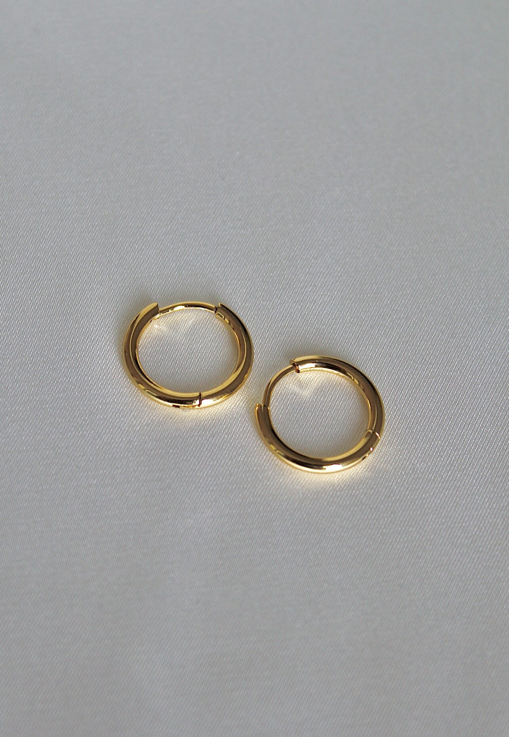 pendientes acero inoxidable hipoalergenico waterproof sin niquel sin plomo baño de oro 18k