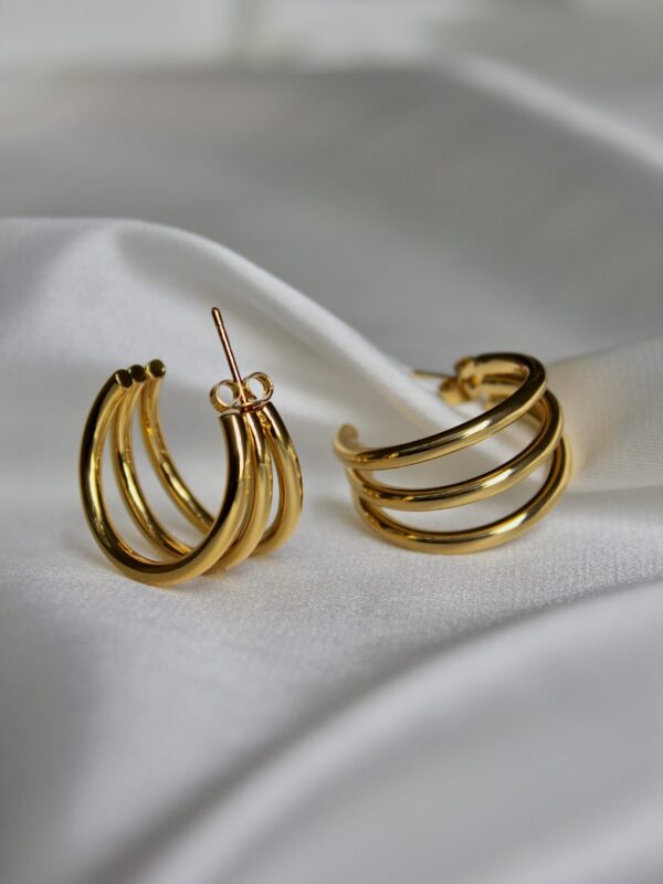 acero inoxidable hipoalergenico waterproof sin niquel sin plomo bañado en oro 18k