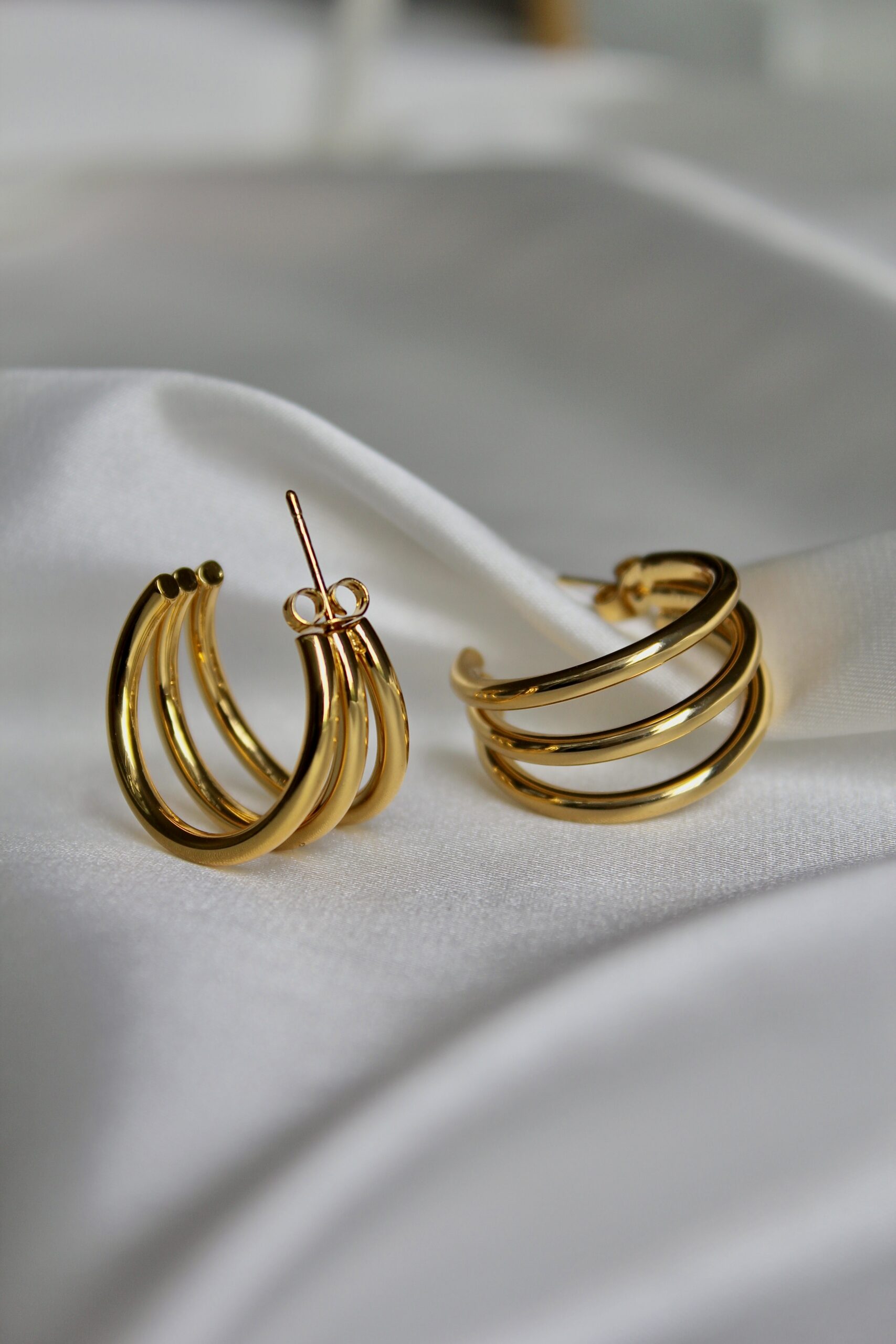 acero inoxidable hipoalergenico waterproof sin niquel sin plomo bañado en oro 18k